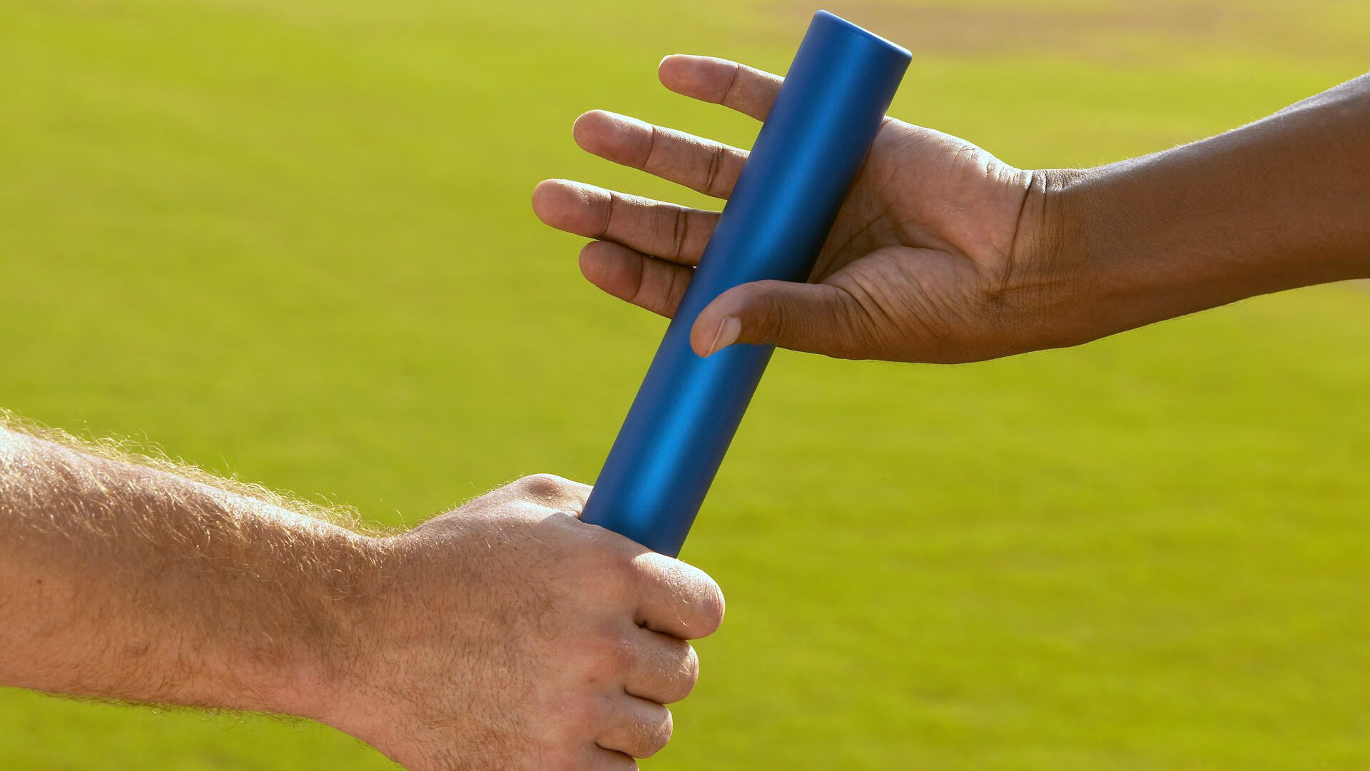 开云体育博彩-足球联赛最新战况：强队强势领跑，黑马崛起，足球队最新比赛结果